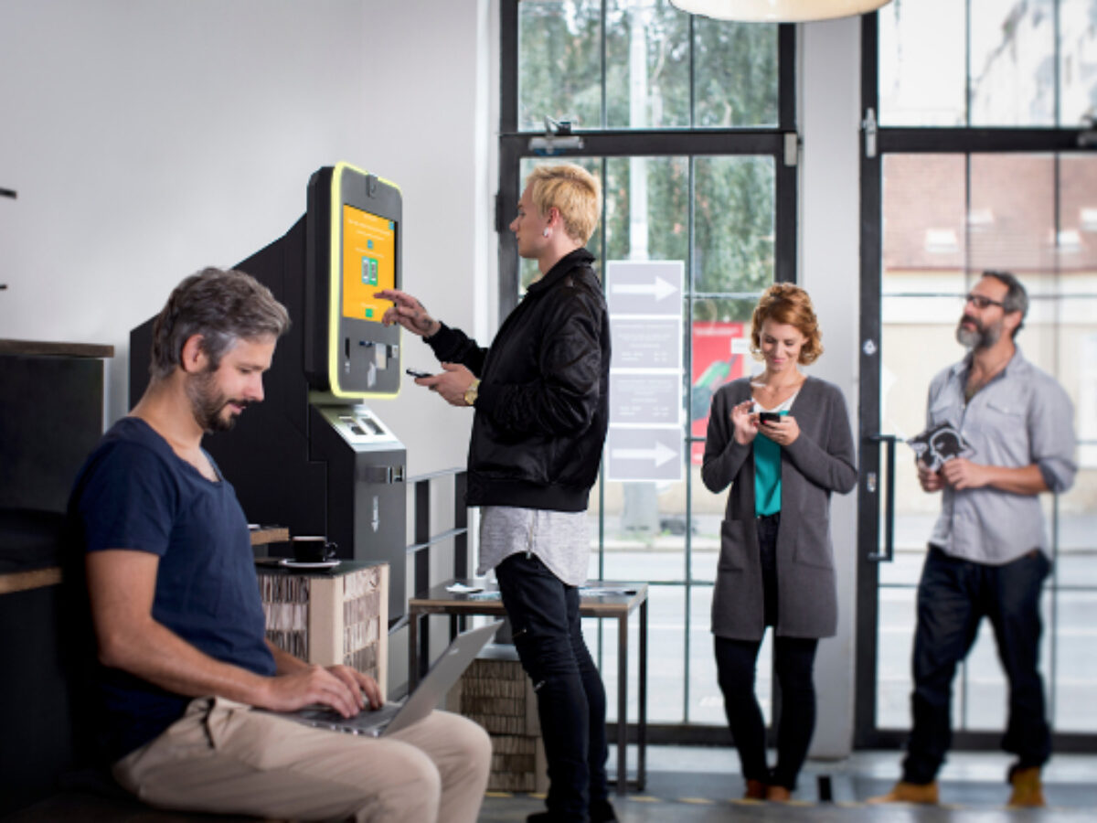 Satisfy Your Cravings with 陈冠希 and 张柏芝's 诱人 艳照